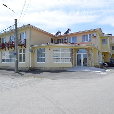 Hotel Intim Costinesti Exterior photo